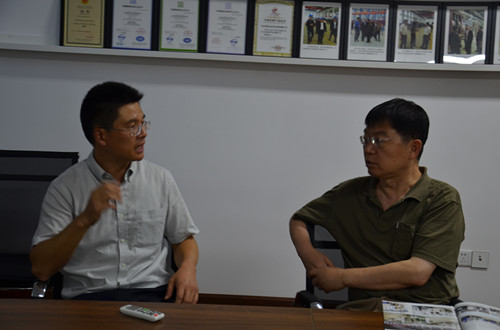 中国工程院李卫院士莅临我司指导工作